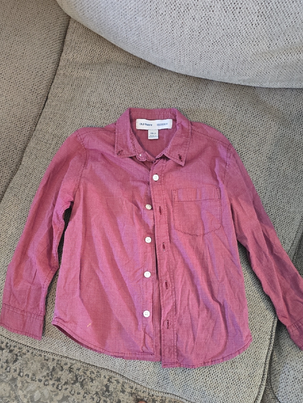 Old Navy Kids Long-Sleeve Button-Down Shirt in Rose